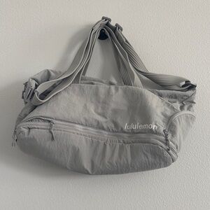 Lululemon Athletica Light Gray 3-in-1 Gym Duffle Bag 30L